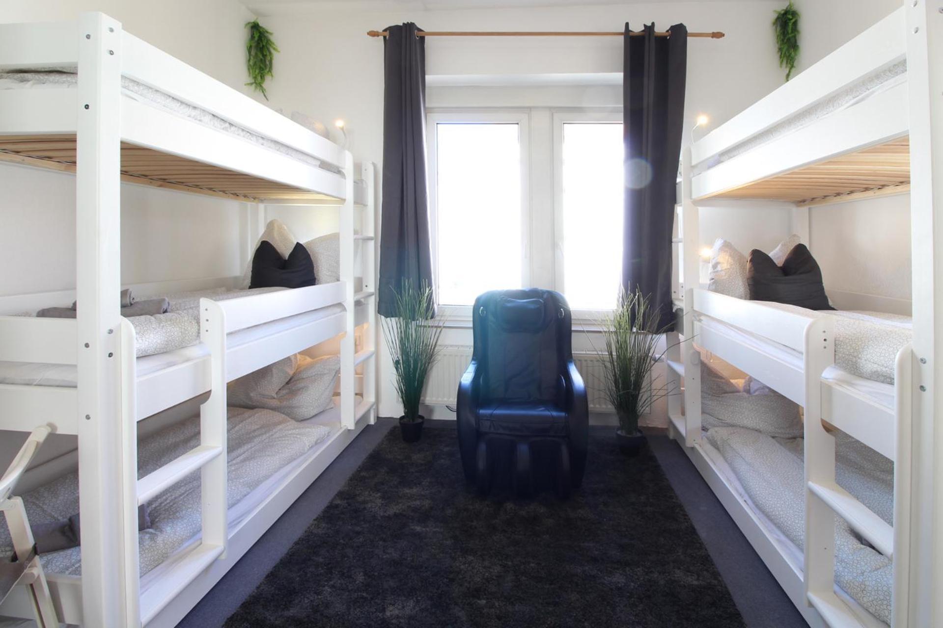Hotel Ulm Zentrum - Komplettes Zimmer, Hochbett, Android Tv & Eigenem Bad - Perfekt Fuer Familien & Gruppen 外观 照片