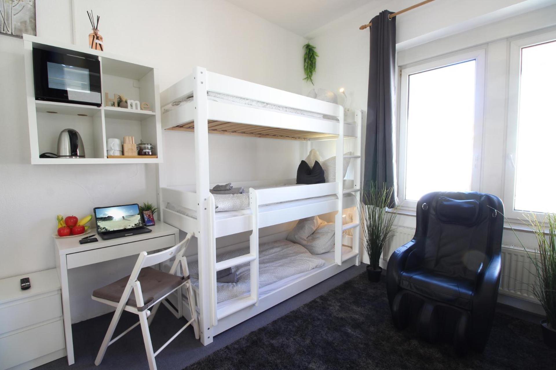 Hotel Ulm Zentrum - Komplettes Zimmer, Hochbett, Android Tv & Eigenem Bad - Perfekt Fuer Familien & Gruppen 外观 照片