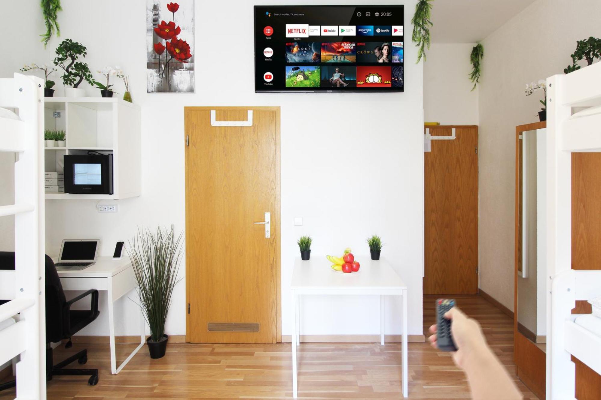 Hotel Ulm Zentrum - Komplettes Zimmer, Hochbett, Android Tv & Eigenem Bad - Perfekt Fuer Familien & Gruppen 外观 照片