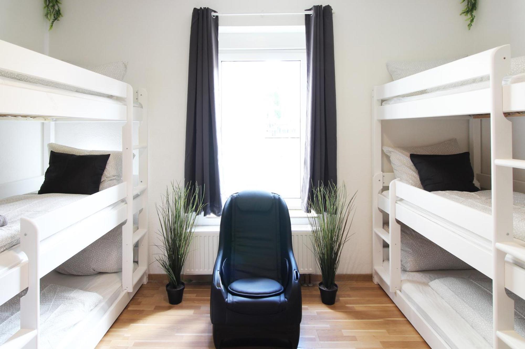 Hotel Ulm Zentrum - Komplettes Zimmer, Hochbett, Android Tv & Eigenem Bad - Perfekt Fuer Familien & Gruppen 外观 照片
