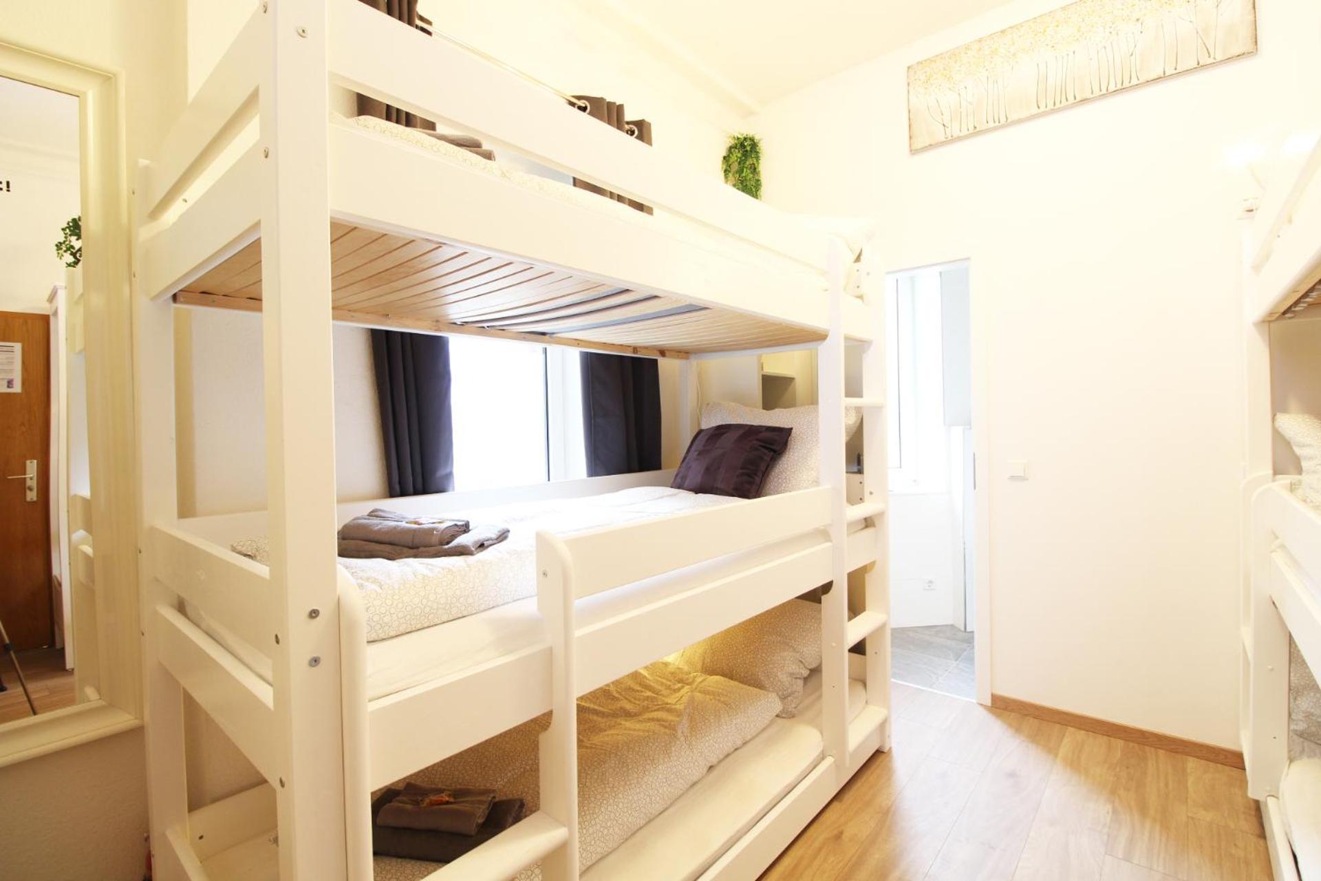 Hotel Ulm Zentrum - Komplettes Zimmer, Hochbett, Android Tv & Eigenem Bad - Perfekt Fuer Familien & Gruppen 外观 照片
