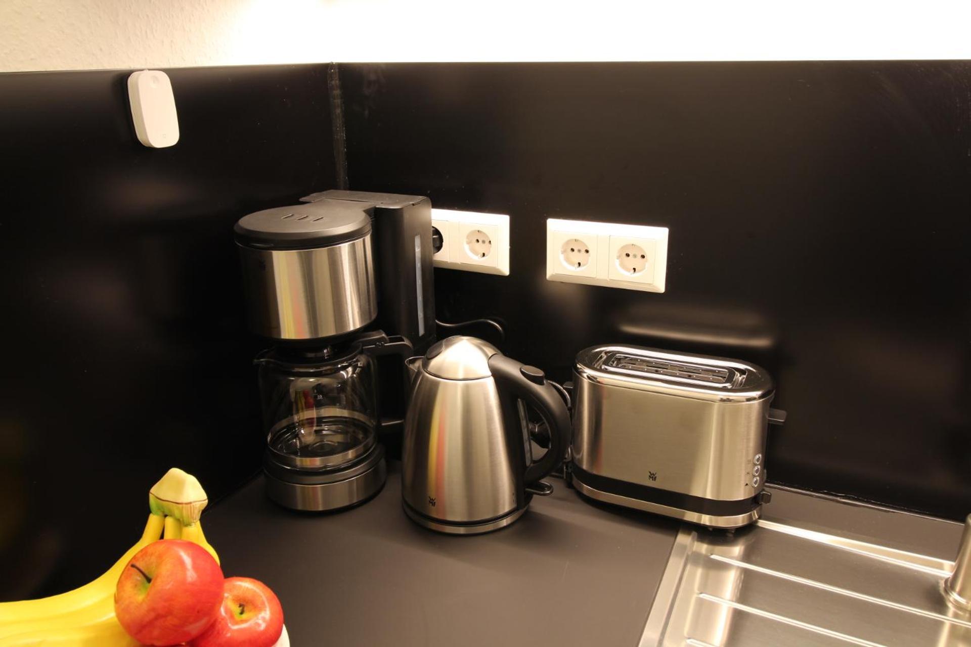 Hotel Ulm Zentrum - Komplettes Zimmer, Hochbett, Android Tv & Eigenem Bad - Perfekt Fuer Familien & Gruppen 外观 照片