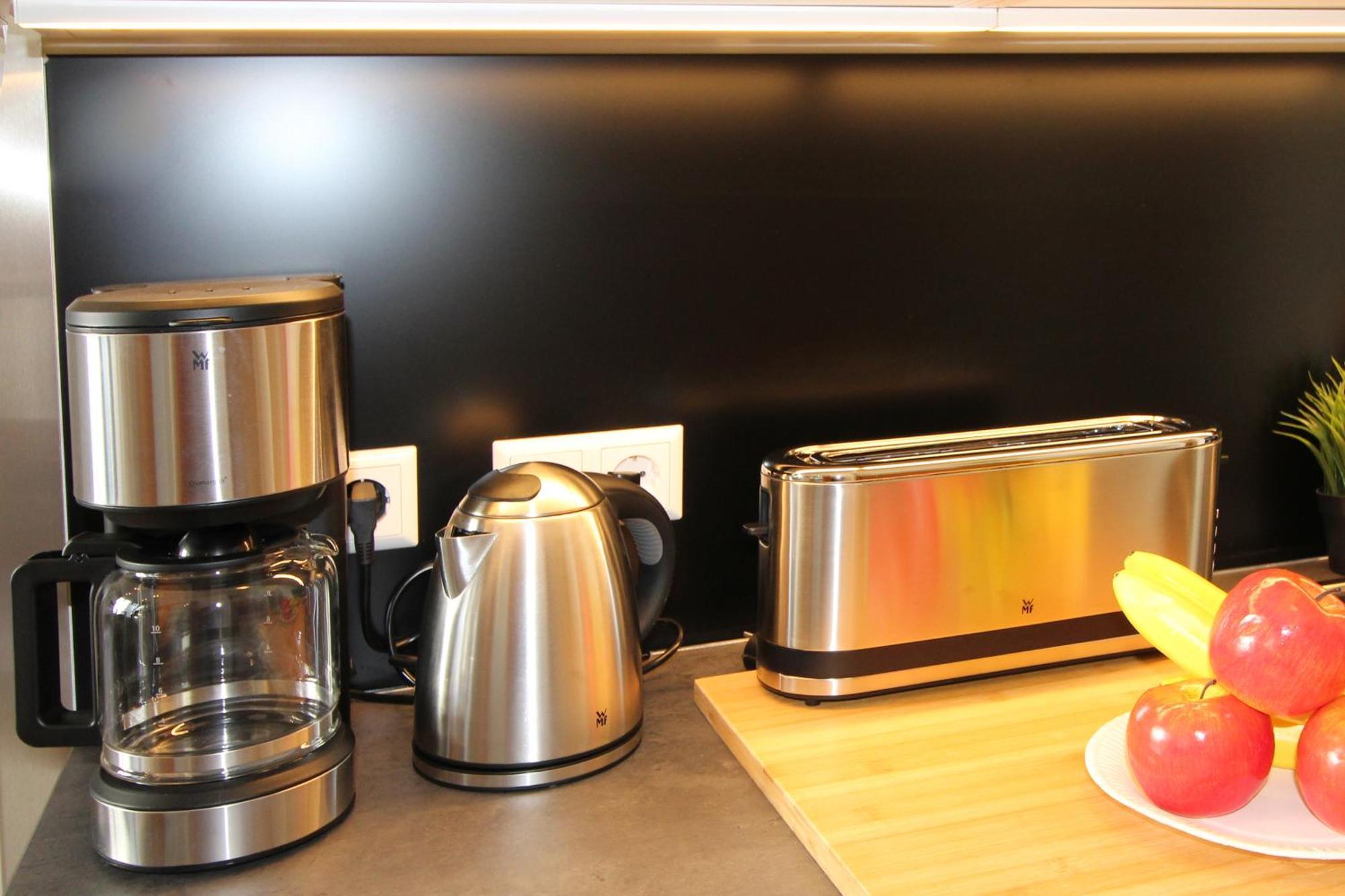 Hotel Ulm Zentrum - Komplettes Zimmer, Hochbett, Android Tv & Eigenem Bad - Perfekt Fuer Familien & Gruppen 外观 照片