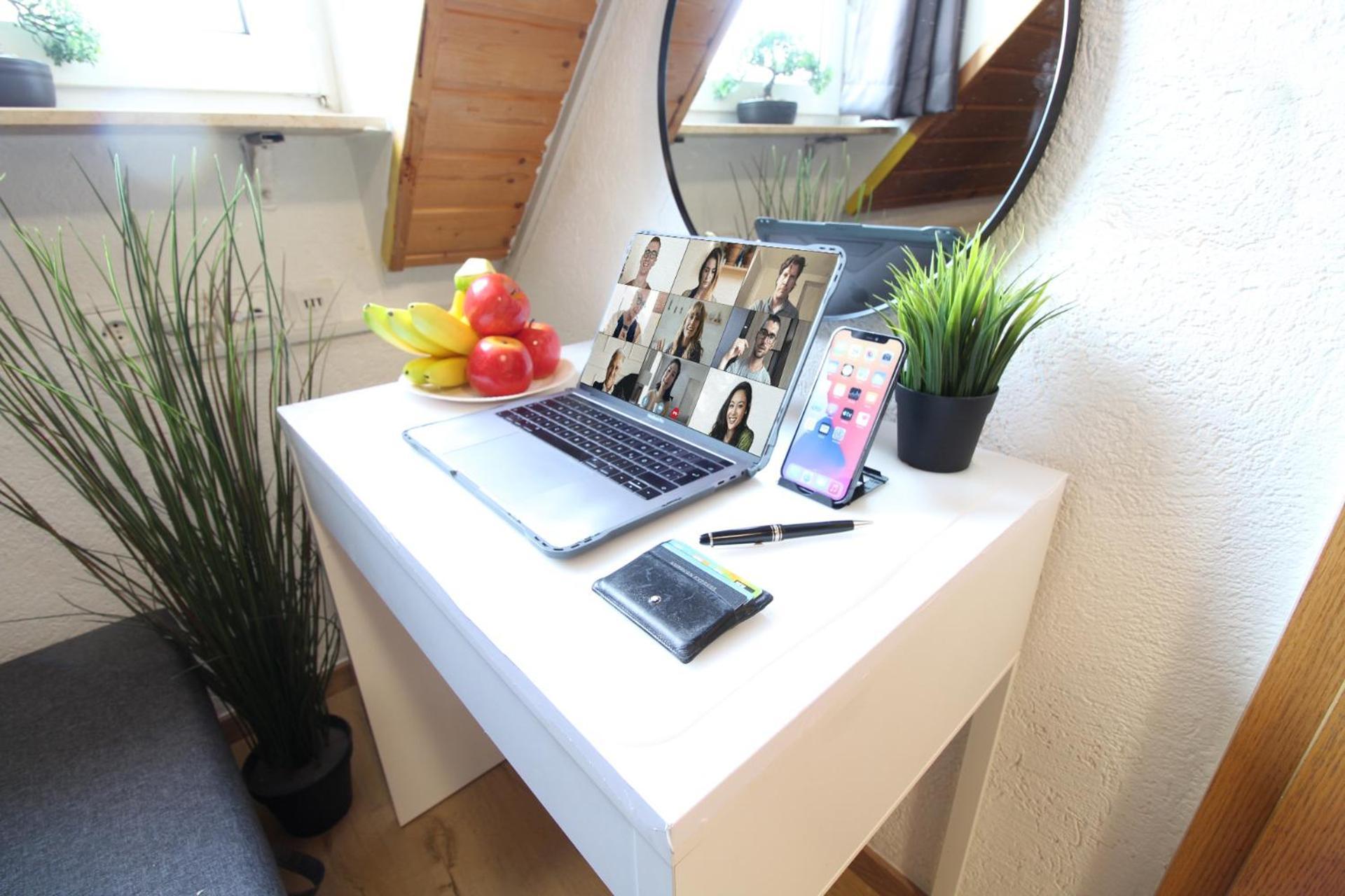 Hotel Ulm Zentrum - Komplettes Zimmer, Hochbett, Android Tv & Eigenem Bad - Perfekt Fuer Familien & Gruppen 外观 照片